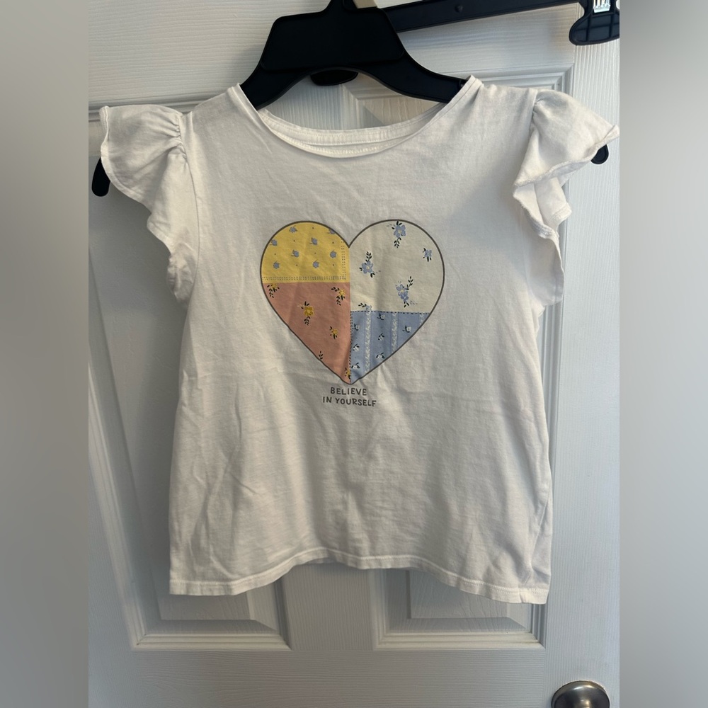 H&M Girls Youth Size 8/10 White Heart Floral Short Sleeve T-shirt Top